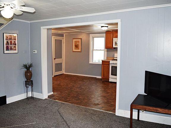 3rd image of 108 N Gay St