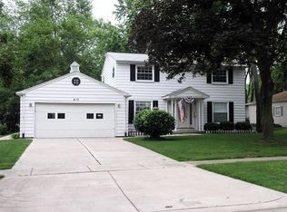 410 Old Bridge Rd, Grand Blanc, MI 48439