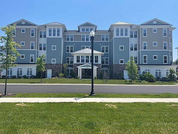 2nd image of 3000 Herons Nest Way Unit 21