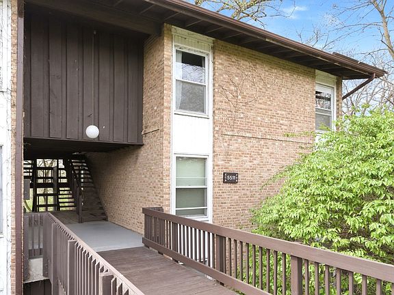 2nd image of 5511 E Lake Dr APT D