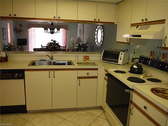 4th image of 7280 Coventry Ct APT 506