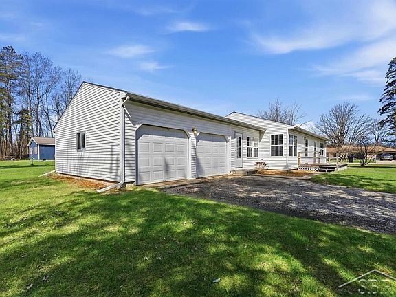2nd image of 60 S Birchcrest Dr
