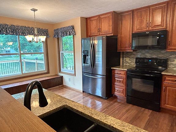 4th image of 6291 Breckenridge Ln
