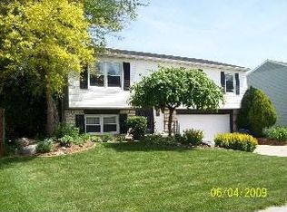 5913 Rounding River Ln, Toledo, OH 43611