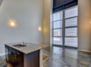 717 Locust St #1002, Des Moines, IA 50309