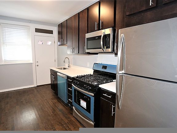 3rd image of 5306 W Ashland Ave #3