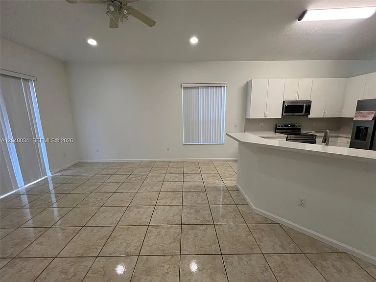 2217 NE 41st Ave — Photo 18