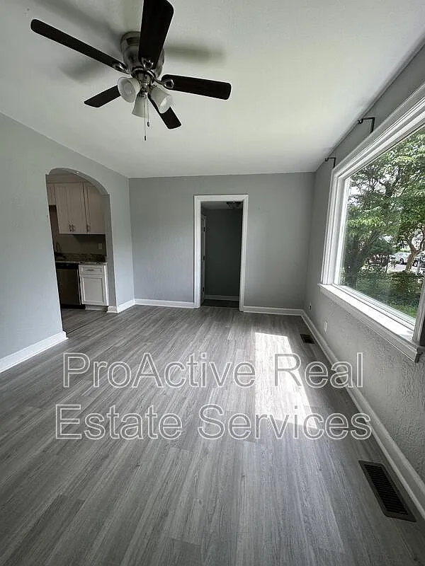 Building Photo - 3301 Vimy Ridge Ave