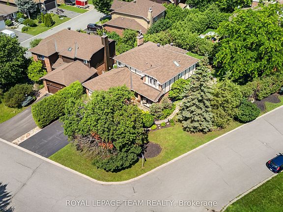 3rd image of 11 Fessenden Way N