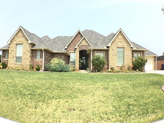 3rd image of 15324 Wilford Way