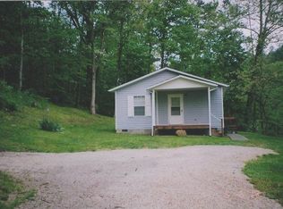 522 Town Br, Vanceburg, KY 41179
