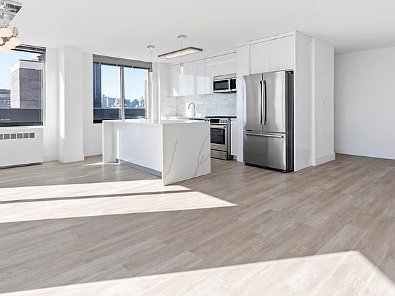 5th image of 1735 York Ave Penthouse C35