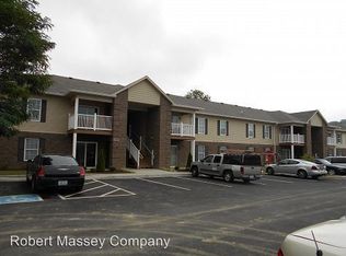 7802 Alfred Schlatter Dr APT 4, Louisville, KY 40214