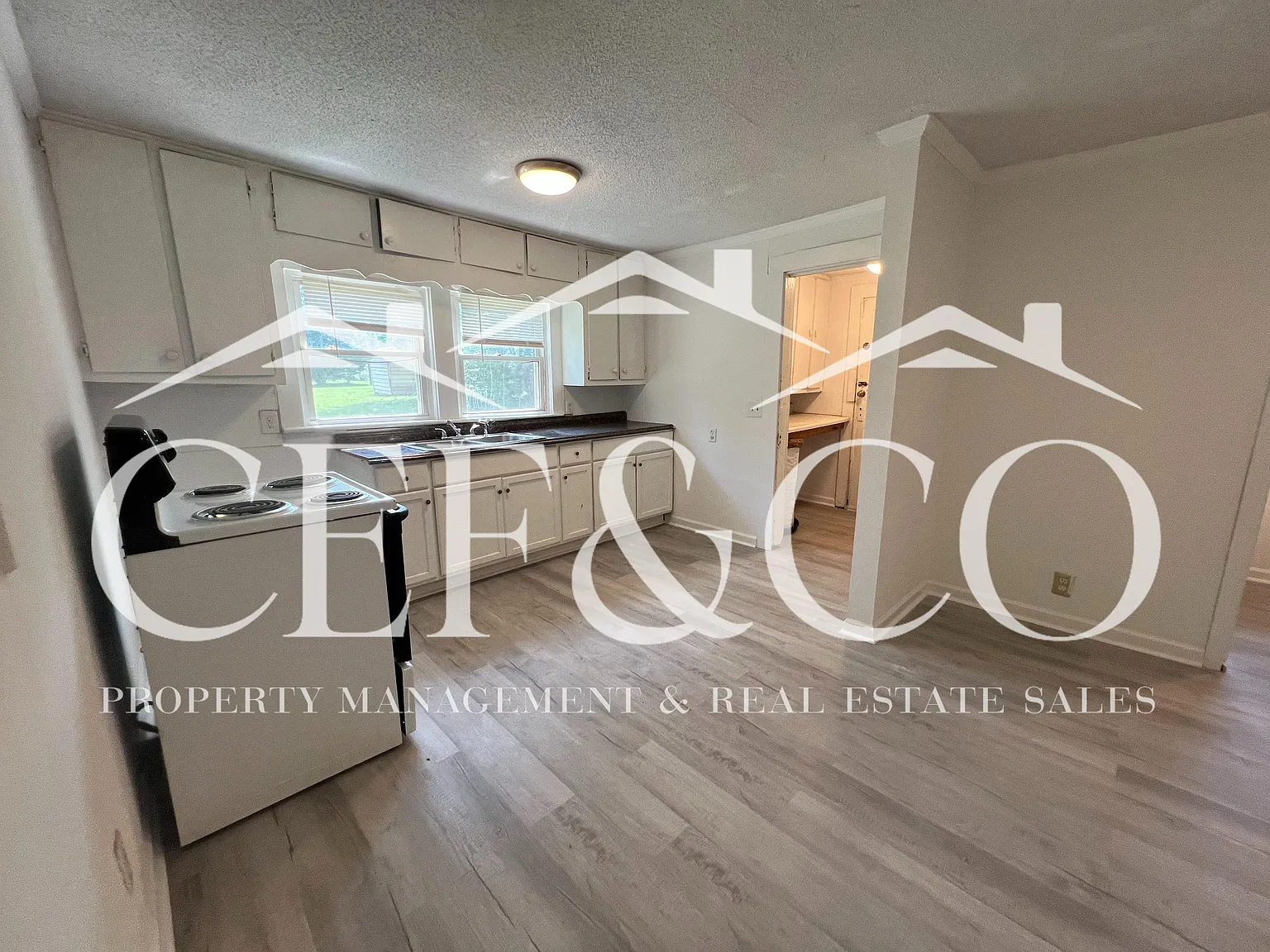 2 bed, 768 sqft, $895 — Photo 3