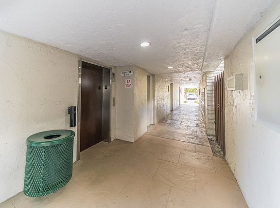 4th image of 6884 N Kendall Dr APT C202