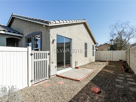 3rd image of 2413 Boca River Dr