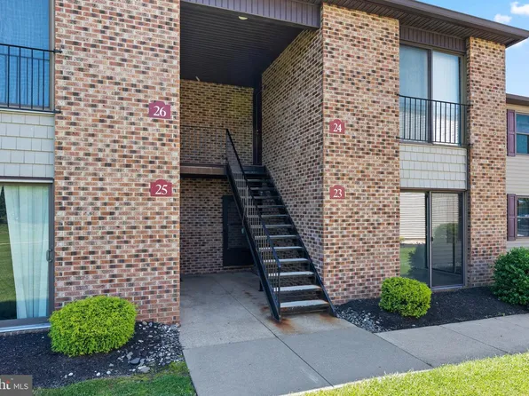 23 Uxbridge Pl, Sewell, NJ 08080