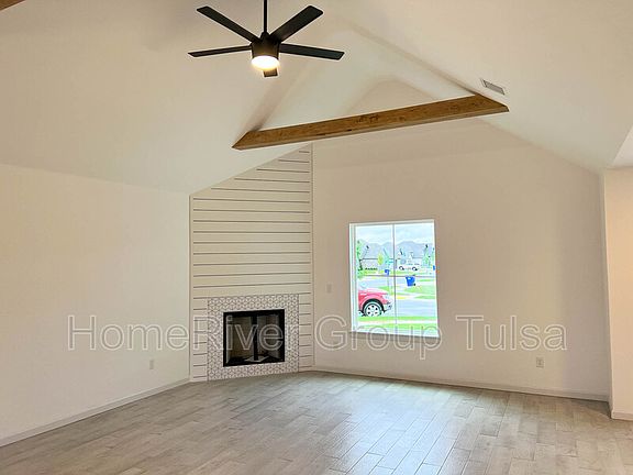 4th image of 10219 S 228th East Ave