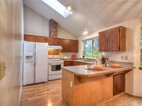 3rd image of 23511 53rd Avenue Ct E