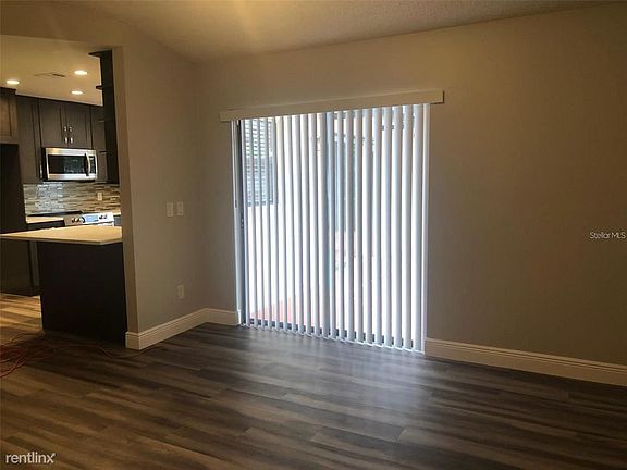 3rd image of 2328 Queenswood Cir