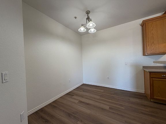 4th image of 18657 Stroh Rd Unit 4305