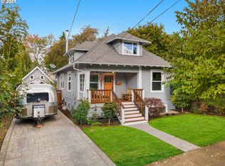 4219 SE Center St, Portland, OR 97206