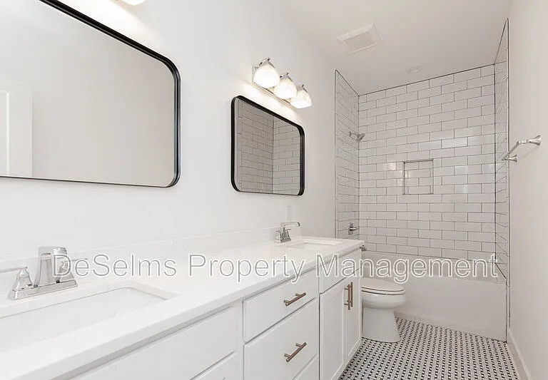 335B McKennell Dr — Photo 6
