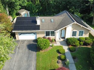 125 Granada Cir, Rochester, NY 14609