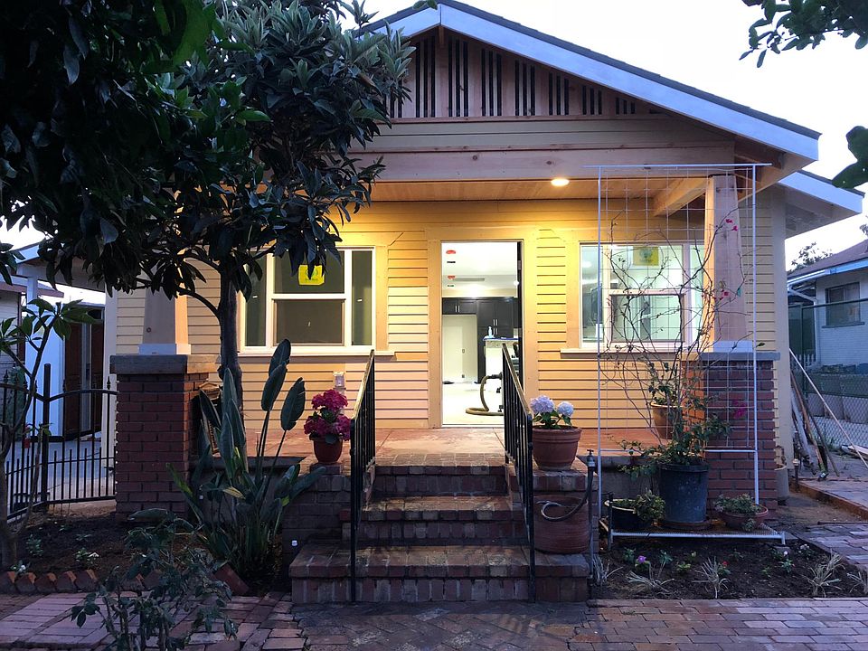 1st image of 1119 Mirasol St