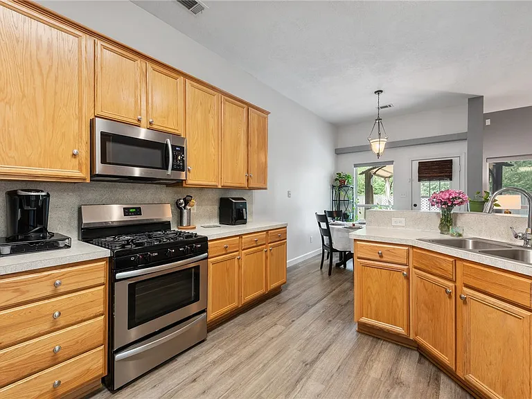 2805 Muirwood Ct — Photo 9