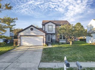 5700 Saucony Dr, Hilliard, OH 43026