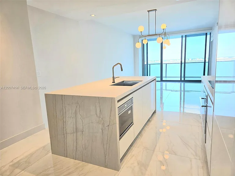 700 NE 24th St #3104 — Photo 15