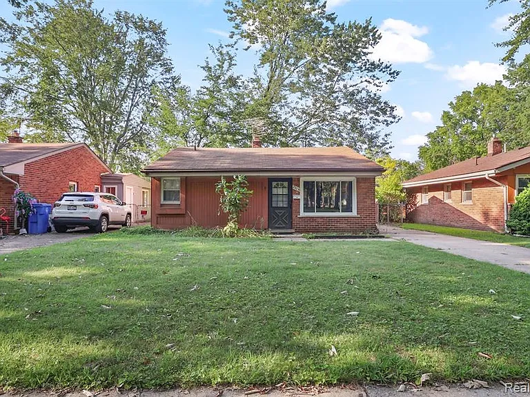 25016 Lehigh St — Photo 12