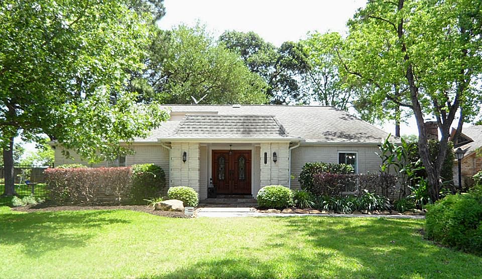 1st image of 14901 Lakeview Dr