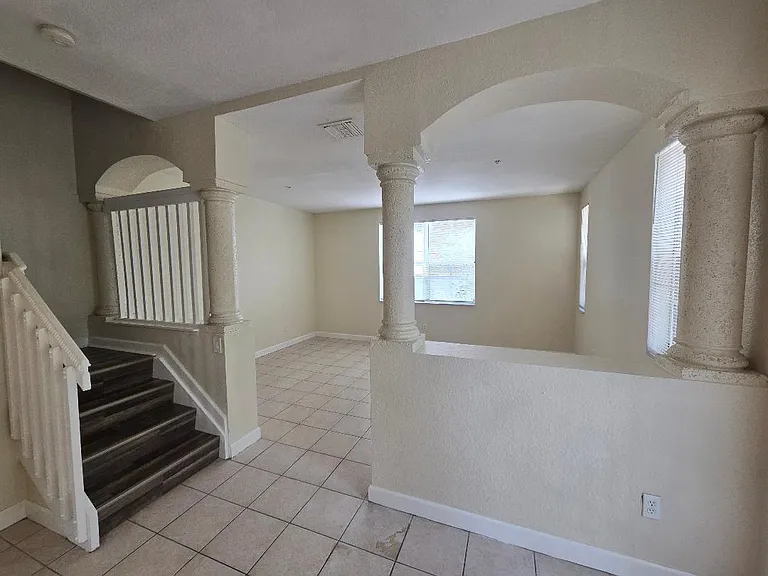 3106 Shoma Dr — Photo 2