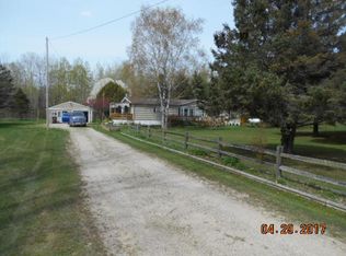 3700 Klender Rd, Rhodes, MI 48652