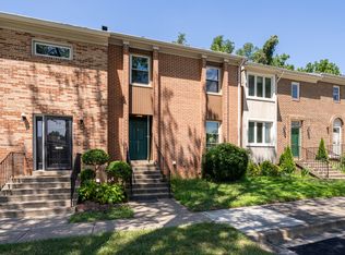 8322 Highcliffe Ct #8322, Annandale, VA 22003