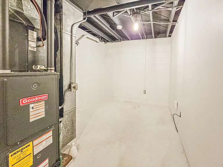 2303 S 6th St #2303 — Photo 16