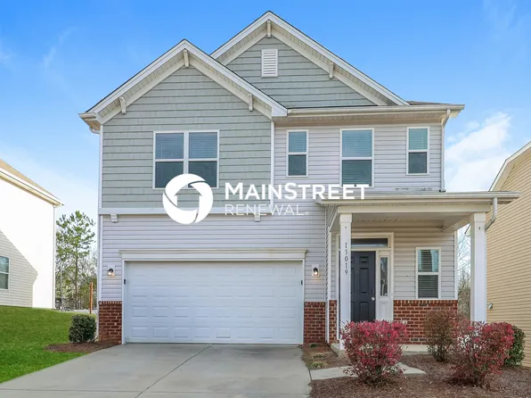 13019 Joclaire Ct, Charlotte, NC 28215