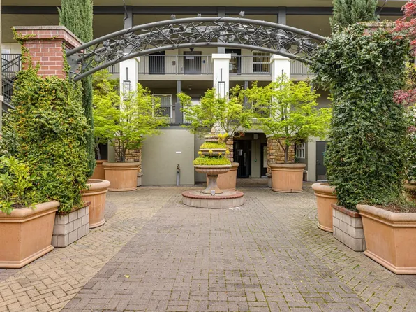 649 1st Street W #17, Sonoma, CA 95476