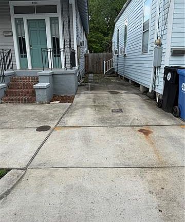 2nd image of 8421 Cohn St