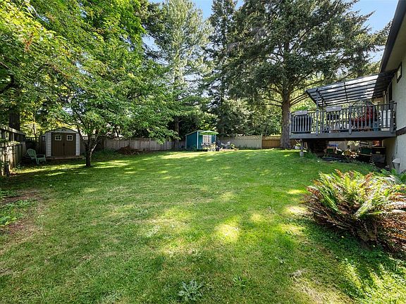 5th image of 1232 Pearce Cres