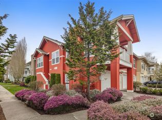 22627 NE Alder Crest Dr UNIT 204, Redmond, WA 98053