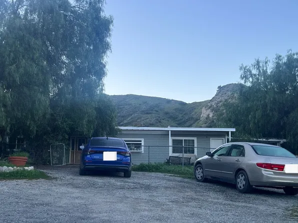 15600 Baker Canyon Rd, Saugus, CA 91390