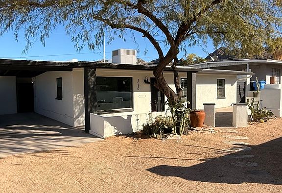 3rd image of 1510 E Sunnyslope Ln