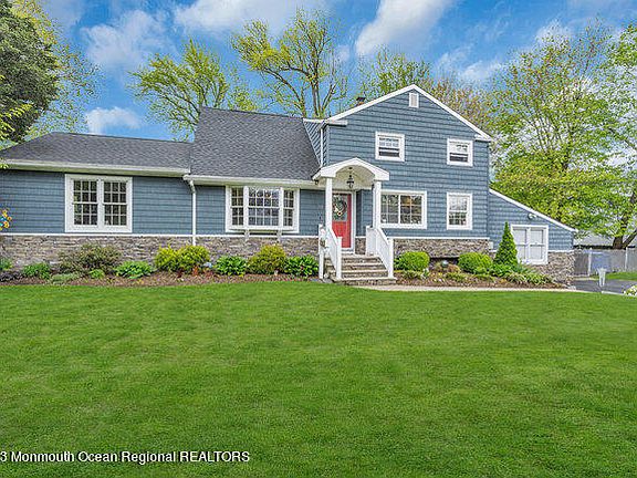 2nd image of 39 Maplewood Drive