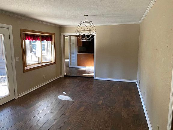 3rd image of 462-755 Clear Creek Dr