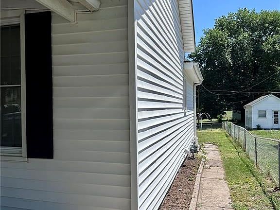 4th image of 1439 N 11th St