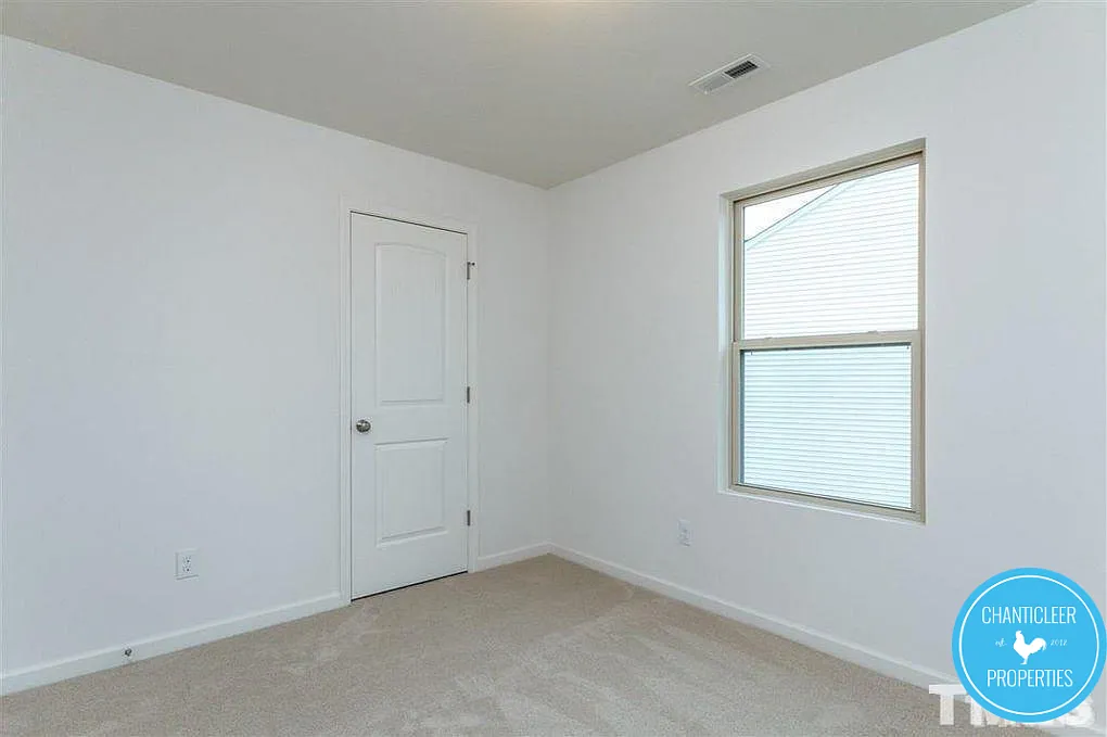 5 Belhaven Drive - 1 — Photo 4