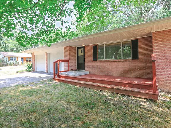 2nd image of 411 Kate Smith St